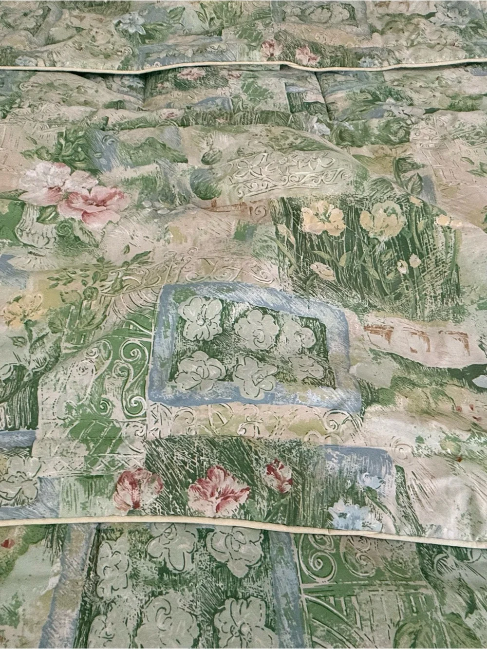 Vintage Sheridan Australia Reversible King Comforter Bedding Set – Floral Garden